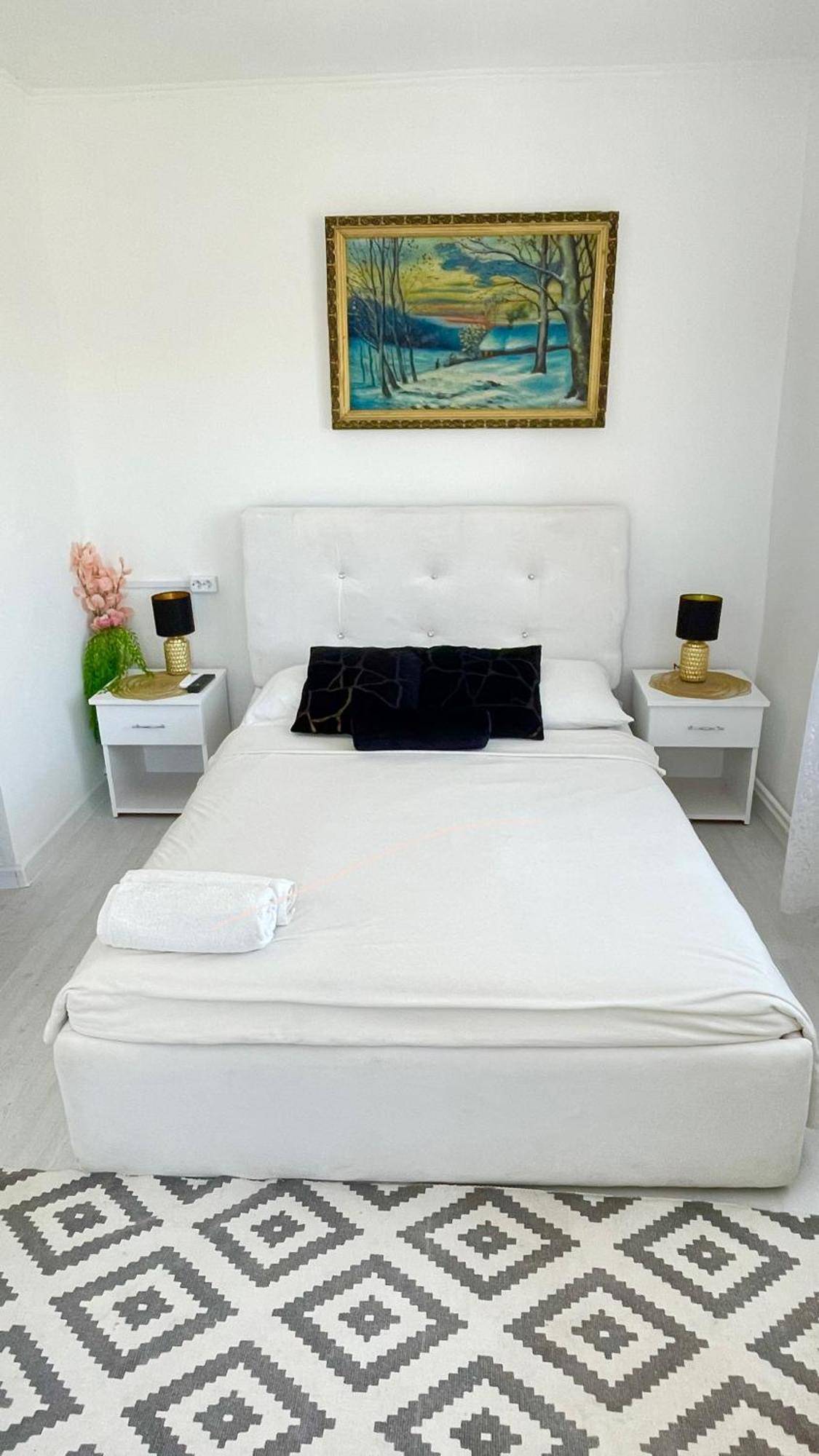 Vila Cris Apartments 那沃达利 外观 照片