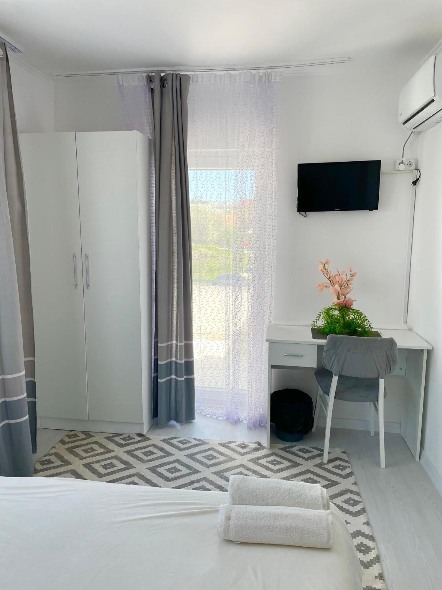 Vila Cris Apartments 那沃达利 外观 照片